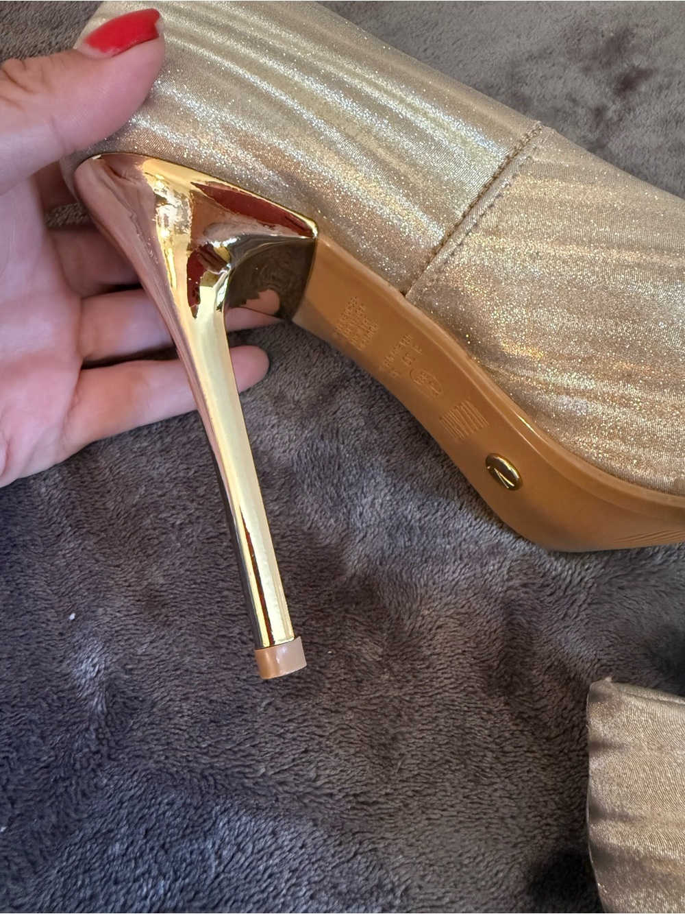 Vizzano Silver Metallic Pointed Stiletto Pumps - Picture 7 of 13